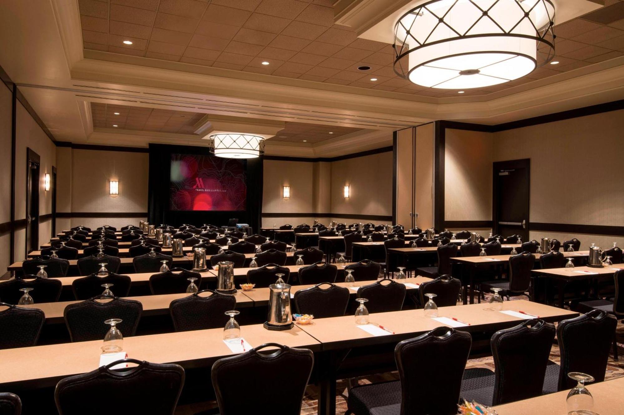 Wichita Marriott Ξενοδοχείο Εξωτερικό φωτογραφία