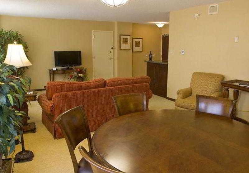 Wichita Marriott Ξενοδοχείο Δωμάτιο φωτογραφία